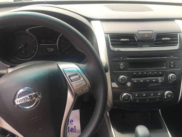 Nissan Altima 2015 photo 8